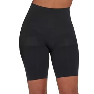 Assets‎ by Spanx Women's Remarkable Results Mid-Thigh Shaper Size 1X